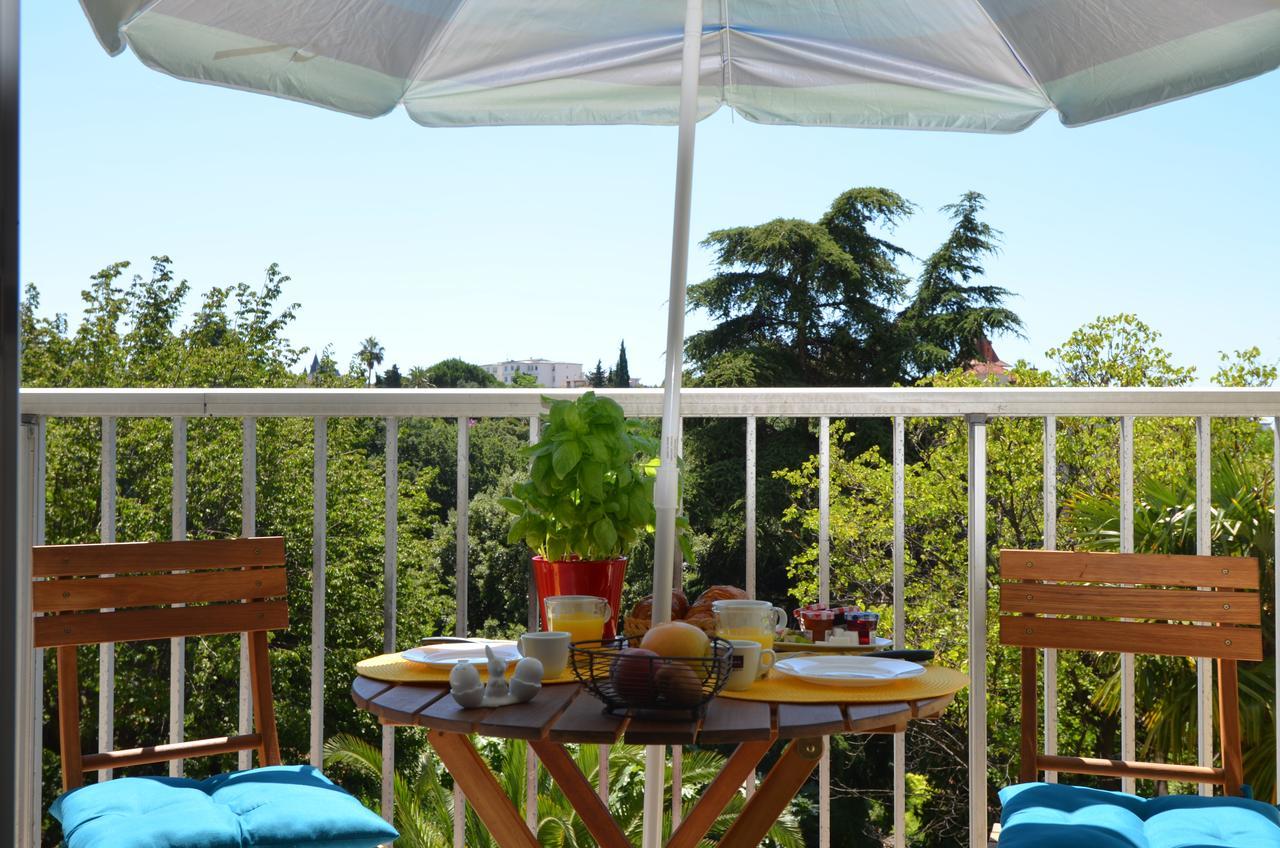 Grand 35m² 4 Personnes Avec Balcon Quartier Valrose Nizza